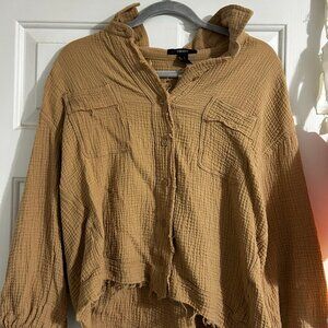 3/4 sleeve lightweight brown shirt